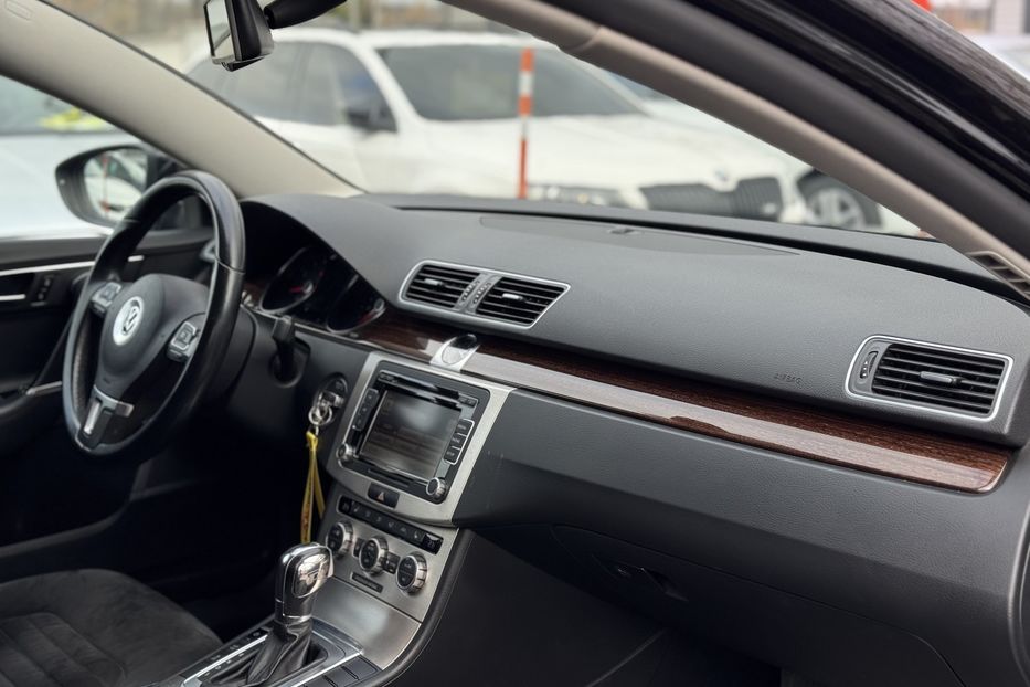 Продам Volkswagen Passat B7 (COMIS)  2012 года в г. Умань, Черкасская область