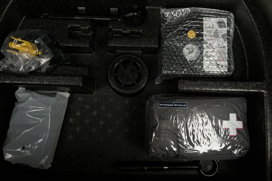 Продам Kia Niro 64кВтТепловийПідгрвсидінькерма 2021 года в Львове