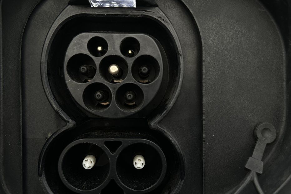 Продам Kia Niro 64кВтТепловийПідгрвсидінькерма 2021 года в Львове