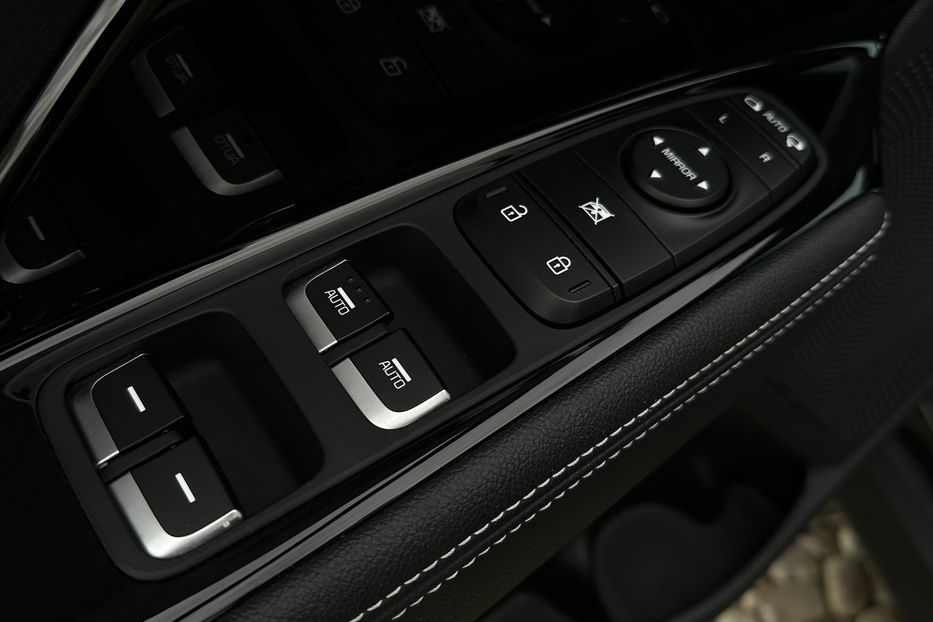 Продам Kia Niro 64кВтТепловийПідгрвсидінькерма 2021 года в Львове