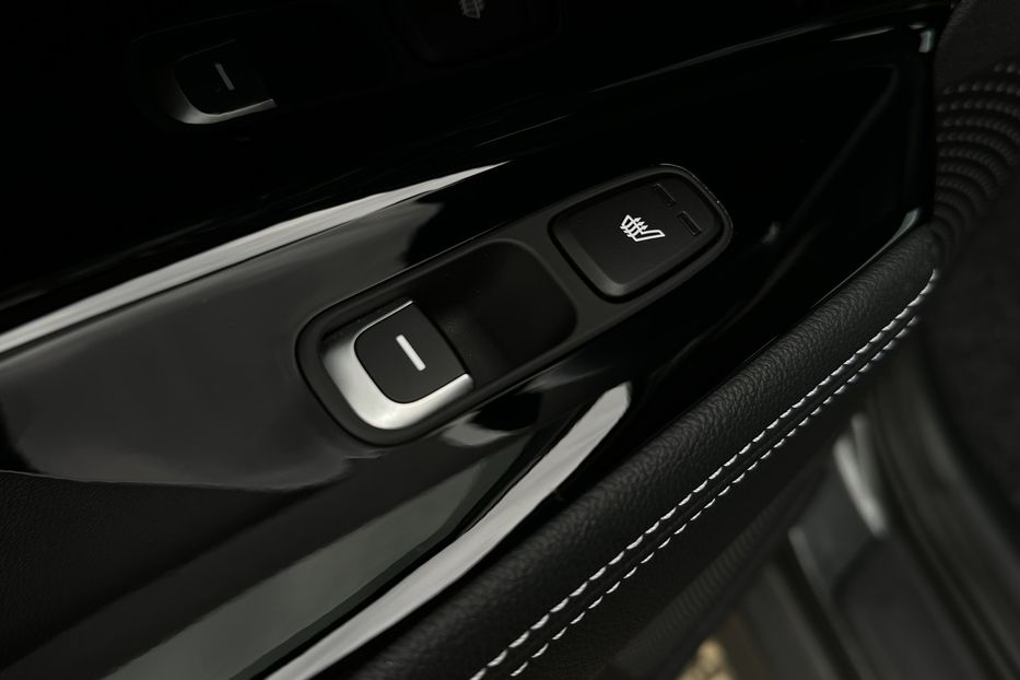 Продам Kia Niro 64кВтТепловийПідгрвсидінькерма 2021 года в Львове