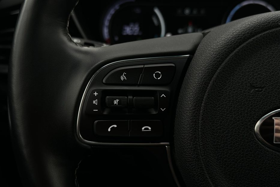 Продам Kia Niro 64кВтТепловийПідгрвсидінькерма 2021 года в Львове