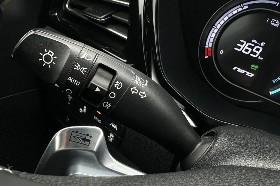 Продам Kia Niro 64кВтТепловийПідгрвсидінькерма 2021 года в Львове