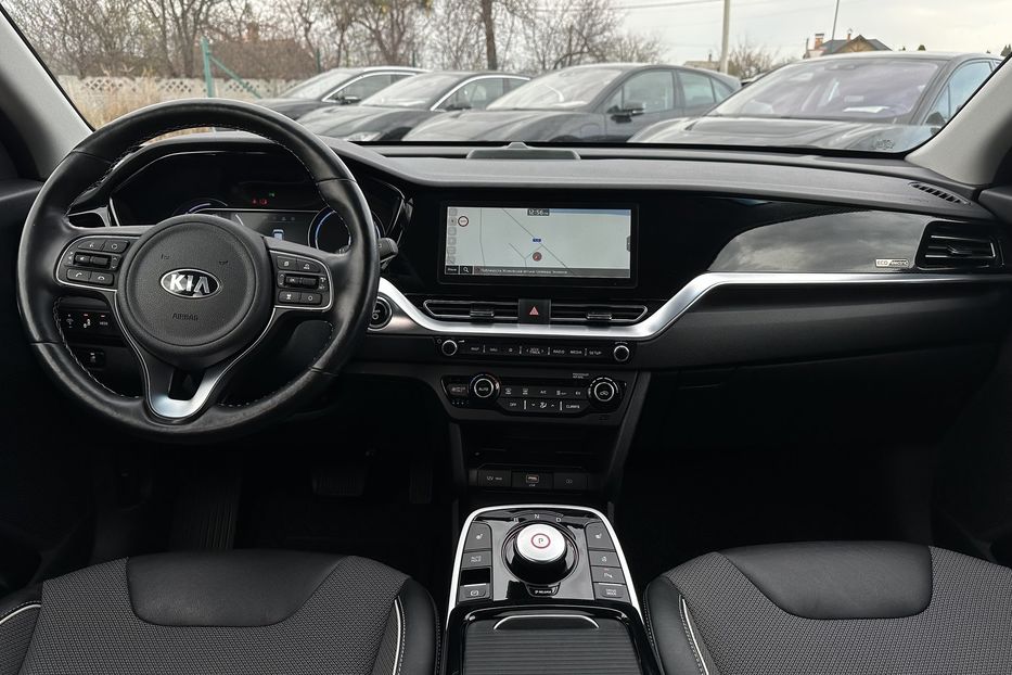 Продам Kia Niro 64кВтТепловийПідгрвсидінькерма 2021 года в Львове