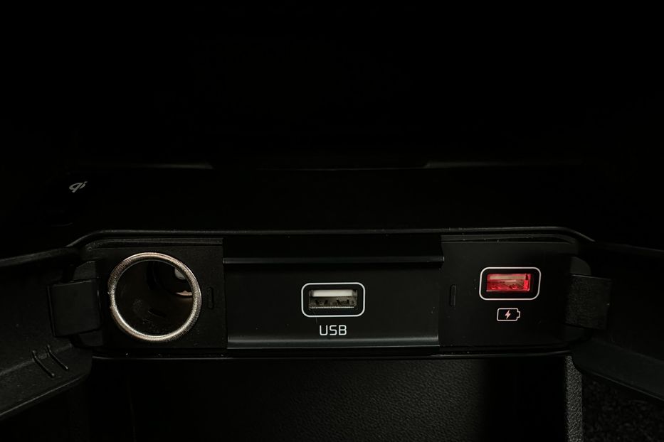 Продам Kia Niro 64кВтТепловийПідгрвсидінькерма 2021 года в Львове