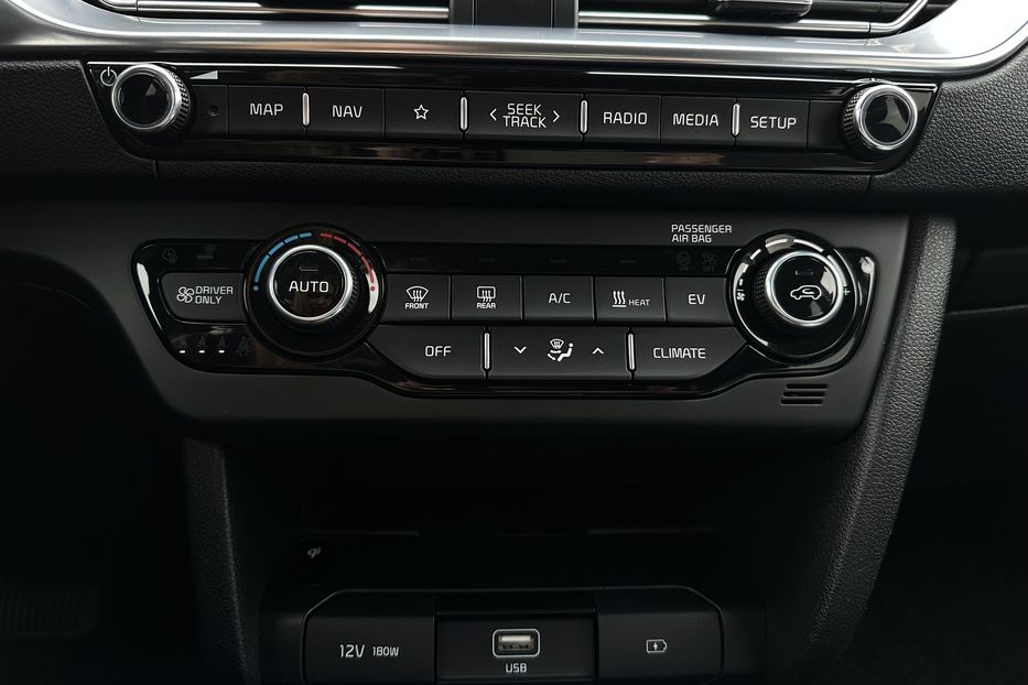 Продам Kia Niro 64кВтТепловийПідгрвсидінькерма 2021 года в Львове