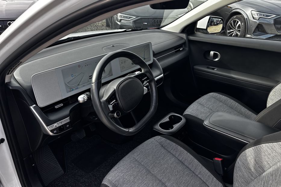 Продам Hyundai Ioniq 5 авто у Львові 2022 года в Львове