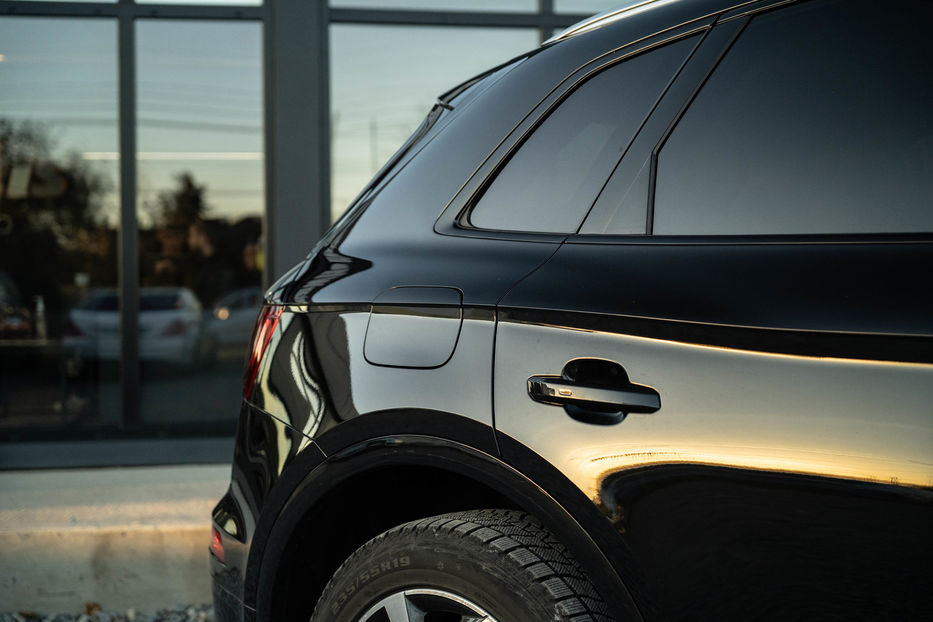 Продам Audi Q5 Premium Plus 2021 года в Черновцах