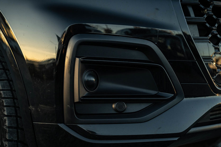 Продам Audi Q5 Premium Plus 2021 года в Черновцах