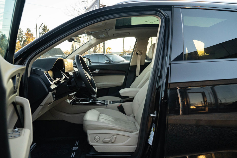 Продам Audi Q5 Premium Plus 2021 года в Черновцах