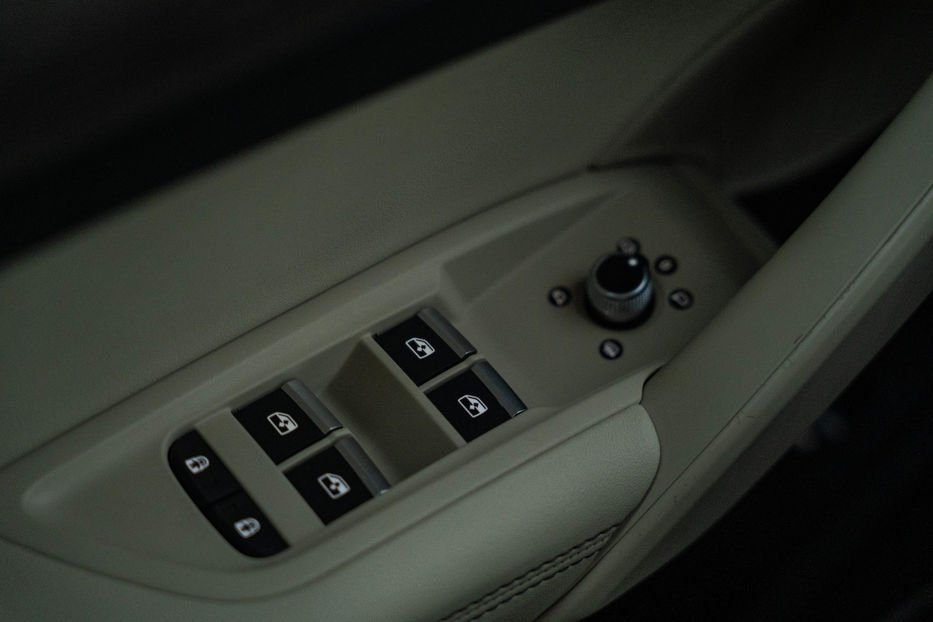 Продам Audi Q5 Premium Plus 2021 года в Черновцах