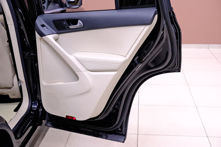 Продам Volkswagen Tiguan 2014 года в Одессе