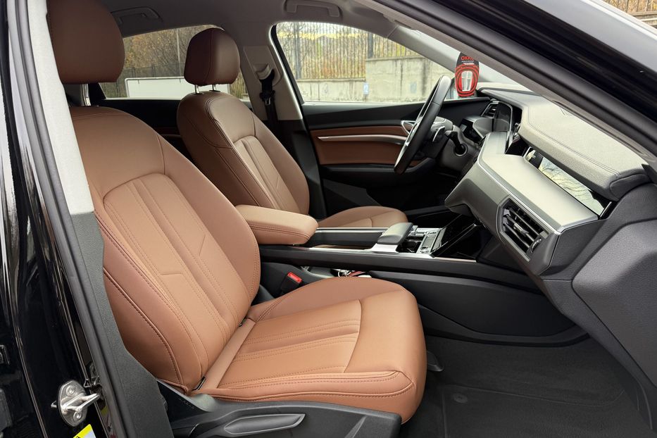 Продам Audi E-Tron Sportback 50 авто у Рівному 2022 года в Ровно
