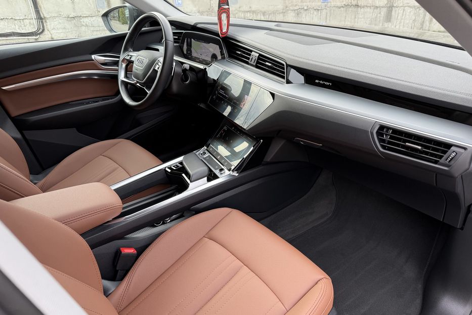 Продам Audi E-Tron Sportback 50 авто у Рівному 2022 года в Ровно
