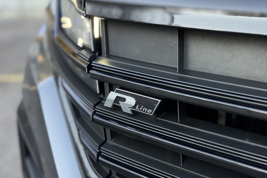 Продам Volkswagen Touareg R-line авто в Рівному 2021 года в Ровно