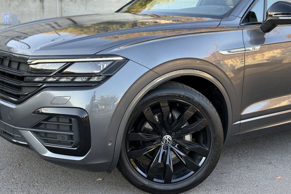 Продам Volkswagen Touareg R-line авто в Рівному 2021 года в Ровно