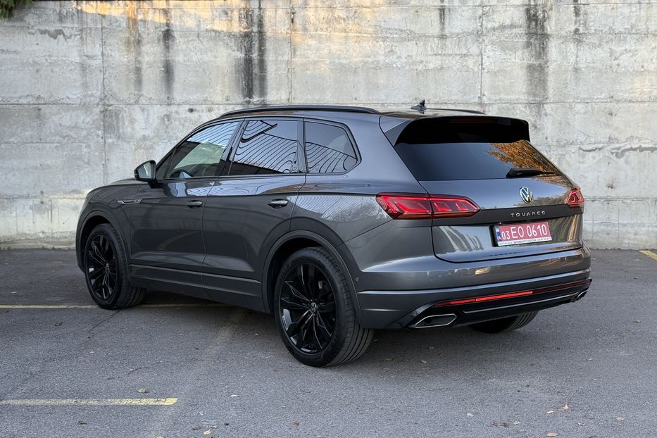 Продам Volkswagen Touareg R-line авто в Рівному 2021 года в Ровно