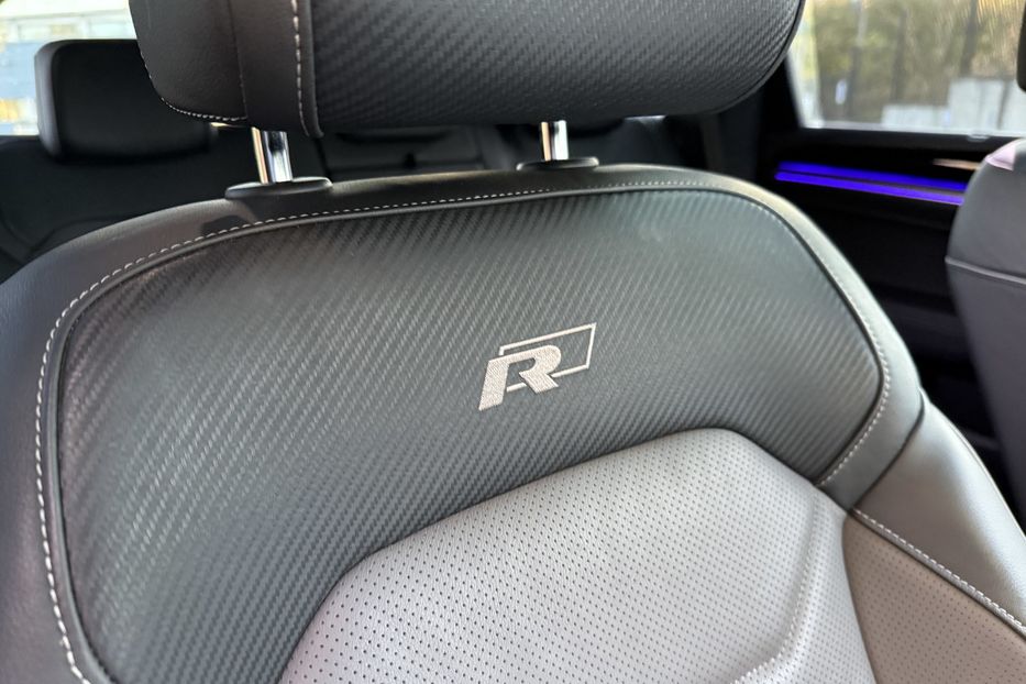 Продам Volkswagen Touareg R-line авто в Рівному 2021 года в Ровно