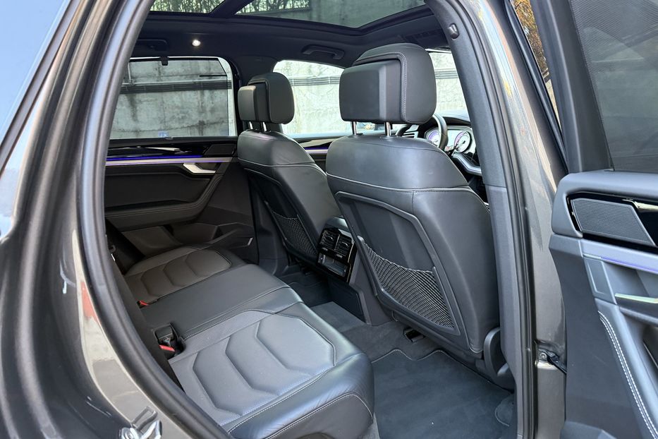 Продам Volkswagen Touareg R-line авто в Рівному 2021 года в Ровно