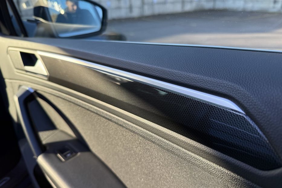 Продам Volkswagen Tiguan Elegance авто в Рівному 2021 года в Ровно