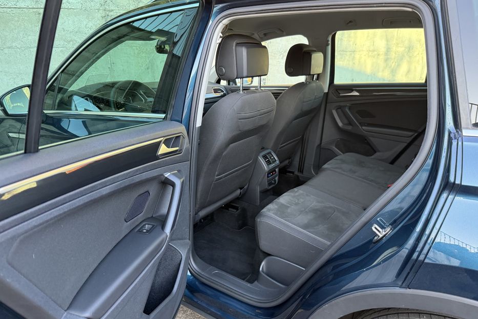 Продам Volkswagen Tiguan Elegance авто в Рівному 2021 года в Ровно