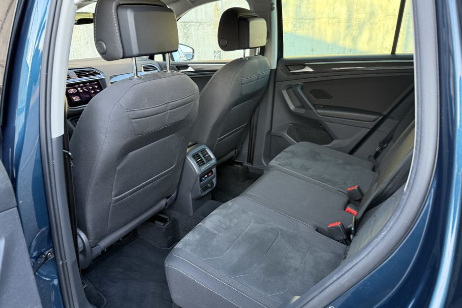 Продам Volkswagen Tiguan Elegance авто в Рівному 2021 года в Ровно