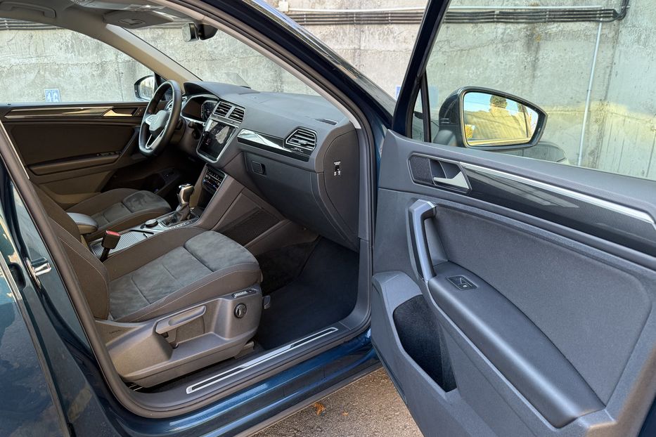 Продам Volkswagen Tiguan Elegance авто в Рівному 2021 года в Ровно