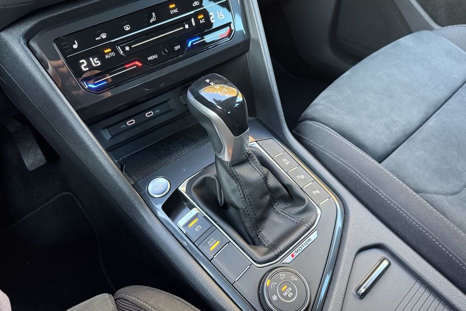 Продам Volkswagen Tiguan Elegance авто в Рівному 2021 года в Ровно