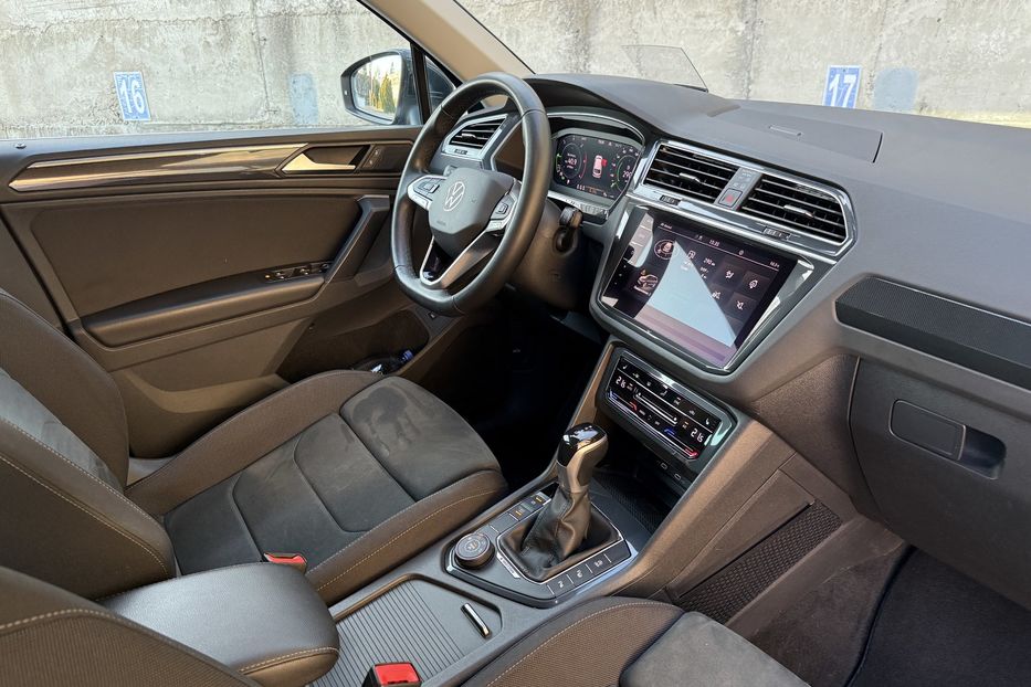 Продам Volkswagen Tiguan Elegance авто в Рівному 2021 года в Ровно