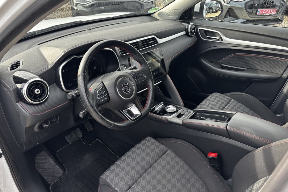 Продам MG ZR ZS EV авто у Львові  2022 года в Львове