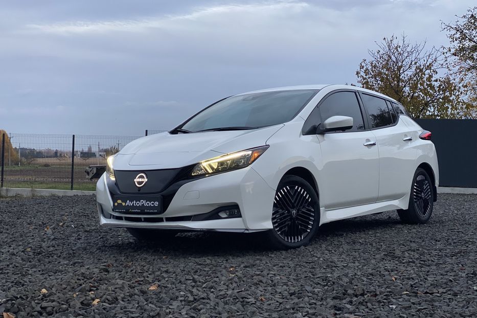 Продам Nissan Leaf 62 квт 2023 года в Луцке