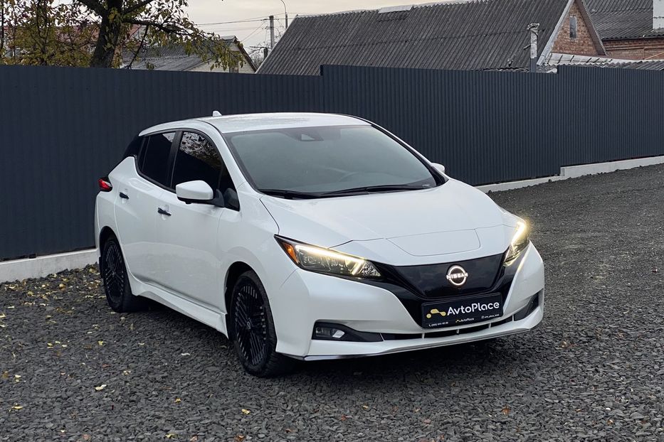 Продам Nissan Leaf 62 квт 2023 года в Луцке