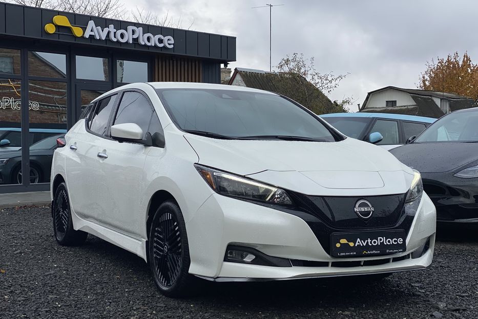 Продам Nissan Leaf 62 квт 2023 года в Луцке