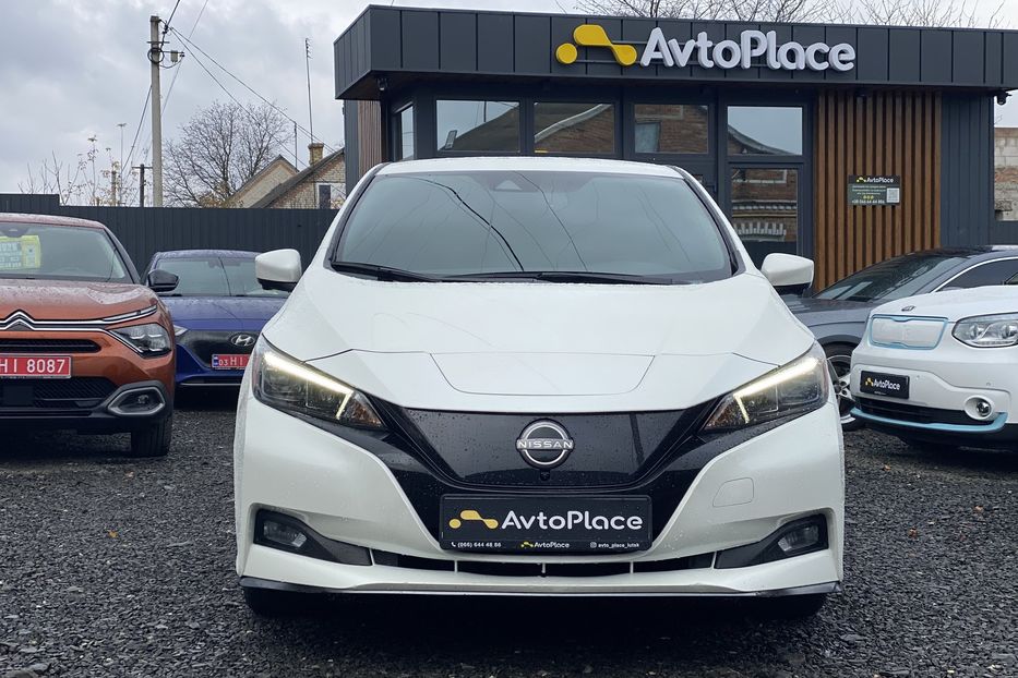 Продам Nissan Leaf 62 квт 2023 года в Луцке
