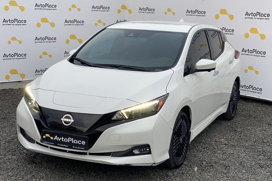 Продам Nissan Leaf 62 квт 2023 года в Луцке