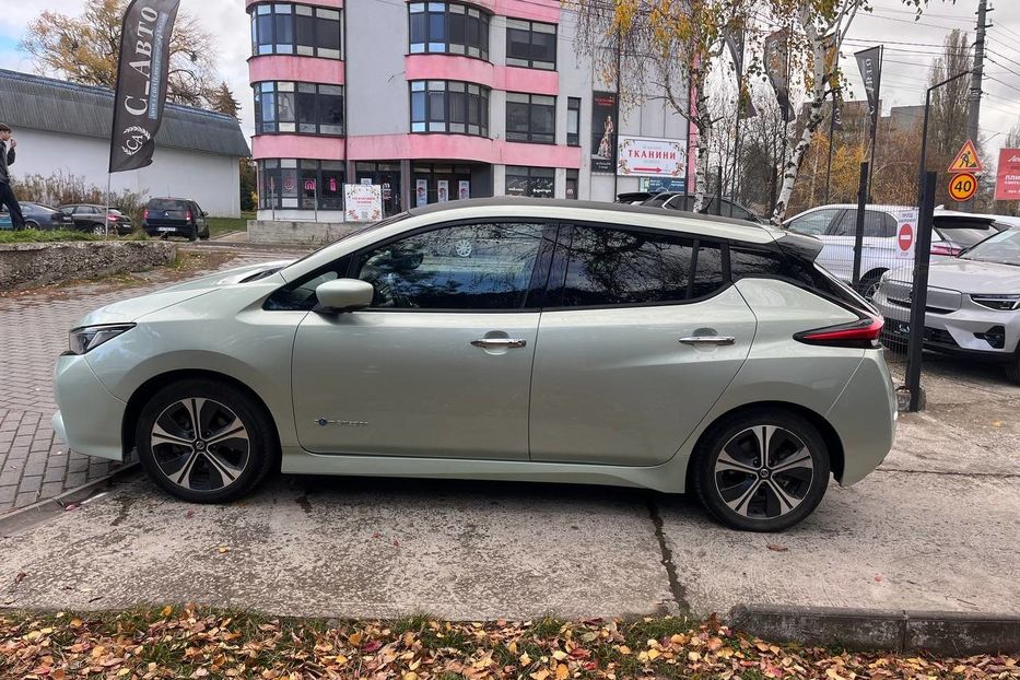 Продам Nissan Leaf 2018 года в Черновцах