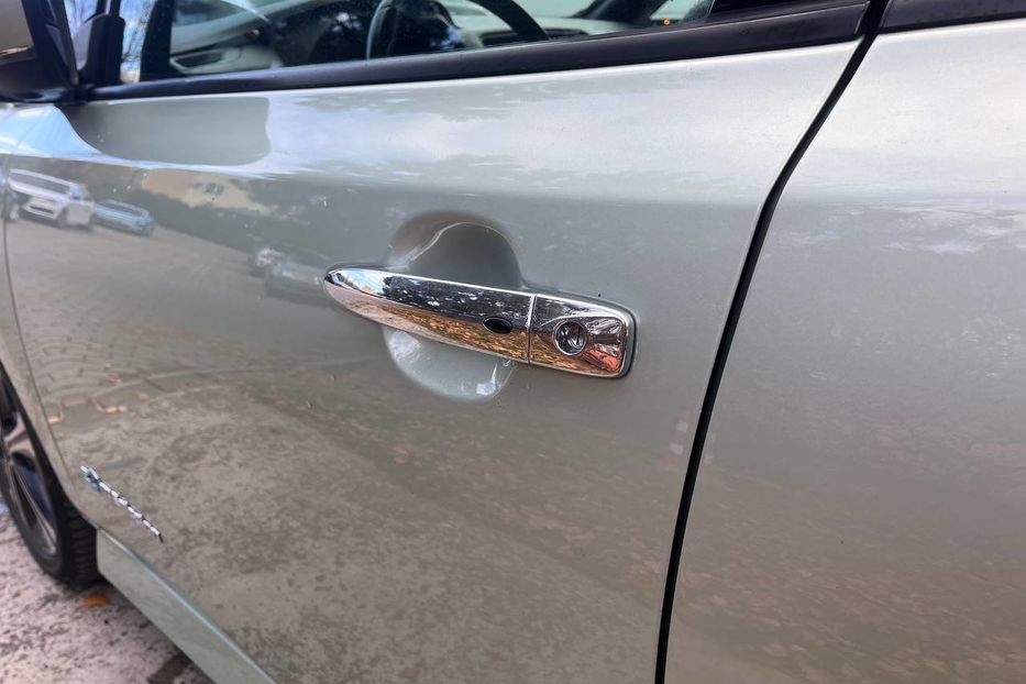 Продам Nissan Leaf 2018 года в Черновцах