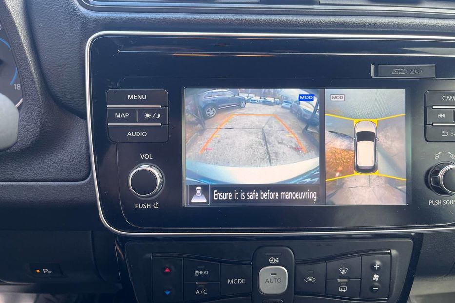 Продам Nissan Leaf 2018 года в Черновцах