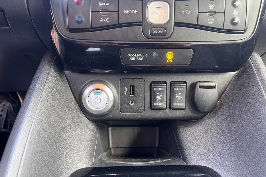 Продам Nissan Leaf 2018 года в Черновцах