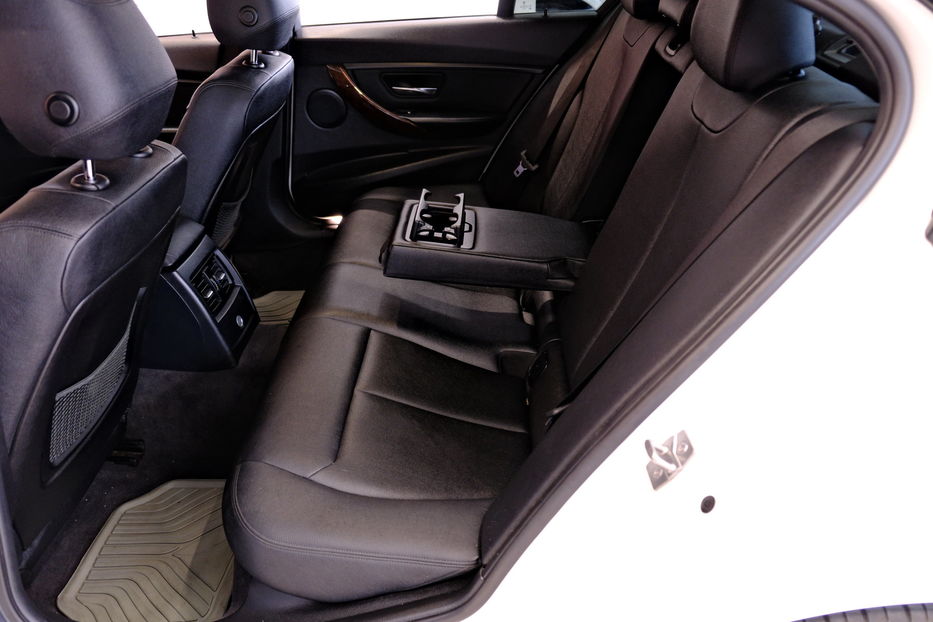 Продам BMW 328 d 2013 года в Одессе