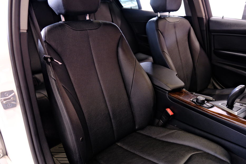 Продам BMW 328 d 2013 года в Одессе