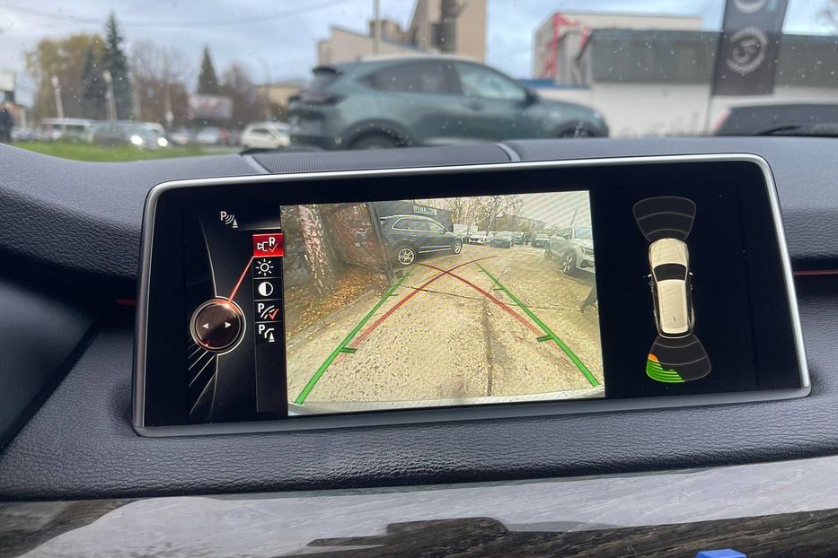 Продам BMW X5 2015 года в Черновцах