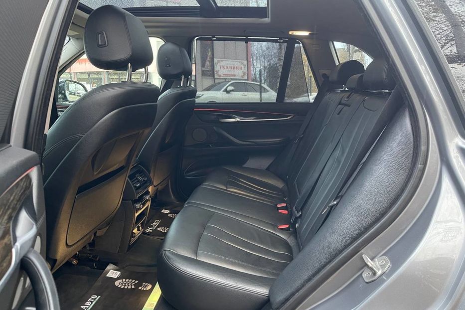 Продам BMW X5 2015 года в Черновцах