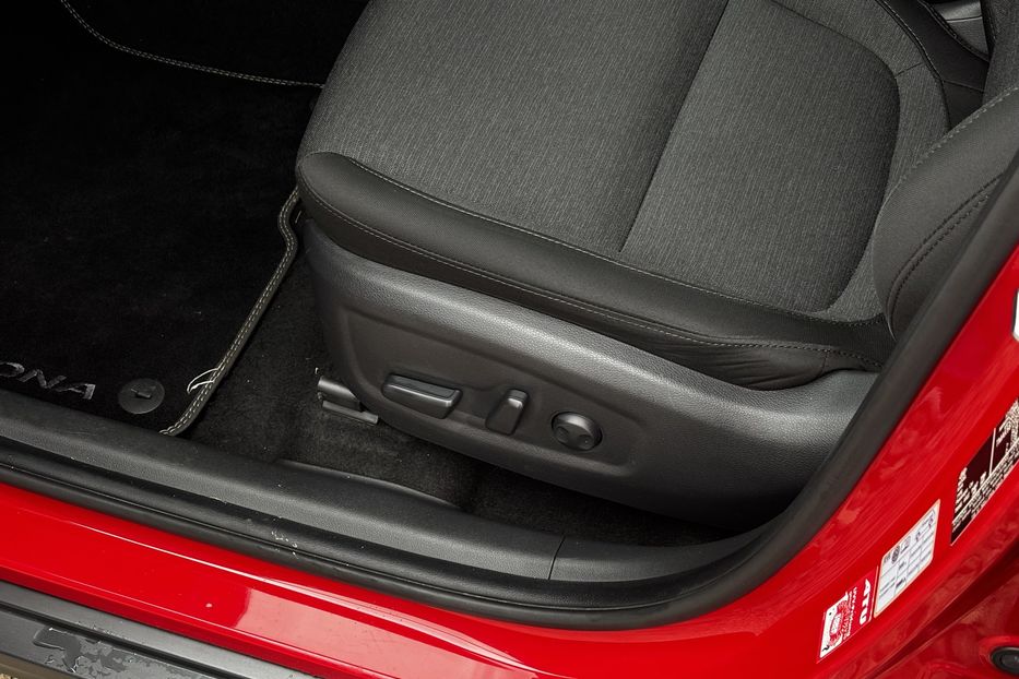 Продам Hyundai Kona 64 KW авто у Львові 2022 года в Львове