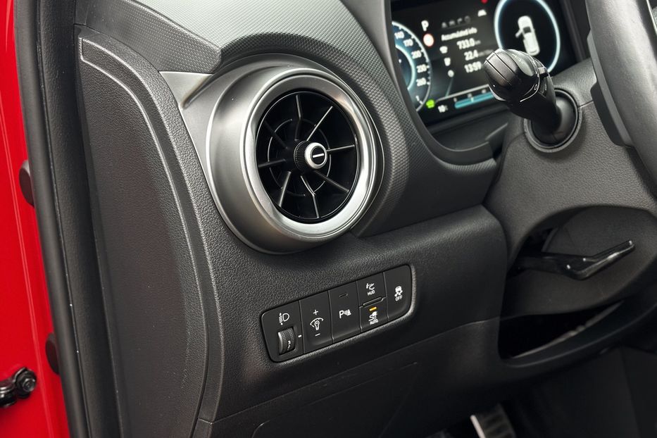 Продам Hyundai Kona 64 KW авто у Львові 2022 года в Львове