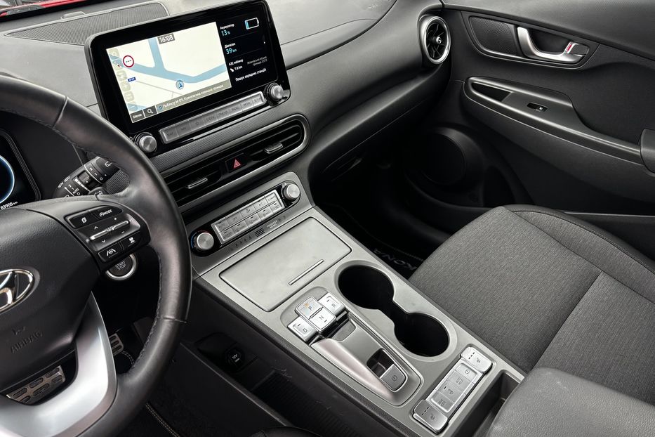 Продам Hyundai Kona 64 KW авто у Львові 2022 года в Львове