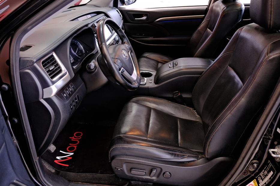 Продам Toyota Highlander 2017 года в Одессе