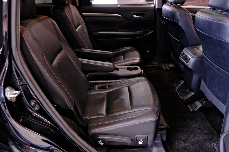 Продам Toyota Highlander 2017 года в Одессе