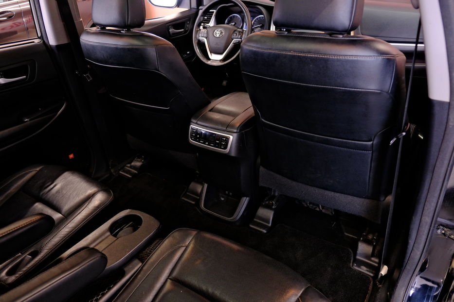 Продам Toyota Highlander 2017 года в Одессе