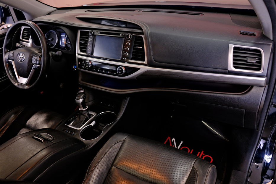 Продам Toyota Highlander 2017 года в Одессе